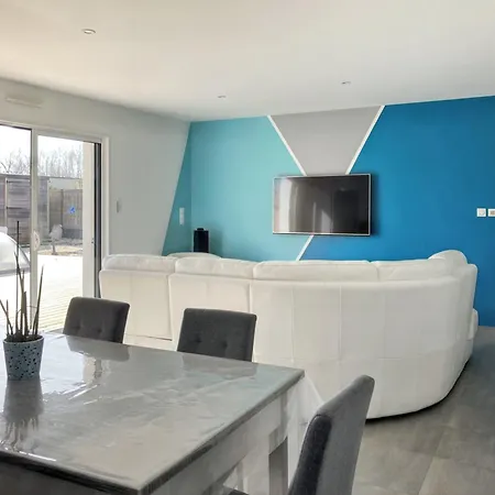 Villa De 3 Avec Piscine Privee Jardin Clos Et Wifi A Jean De Monts A 1 Km De La *