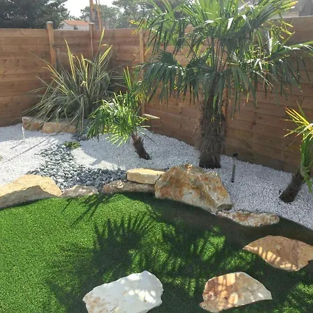 De 3 Avec Piscine Privee Jardin Clos Et Wifi A Jean De Monts A 1 Km De La