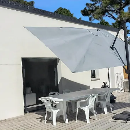 De 3 Avec Piscine Privee Jardin Clos Et Wifi A Jean De Monts A 1 Km De La Villa