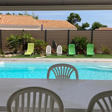 Charmante Avec Piscine Privee A 빌라