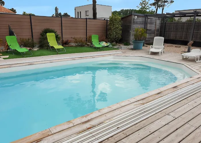 Charmante Avec Piscine Privée à