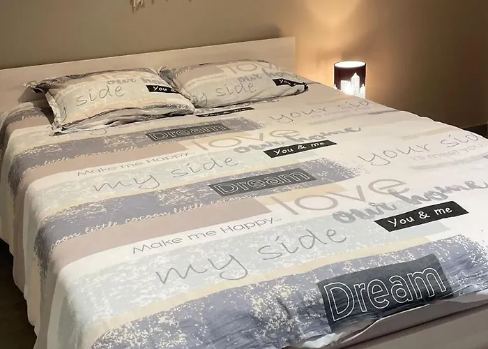 Villa Charmante Avec Piscine Privée à